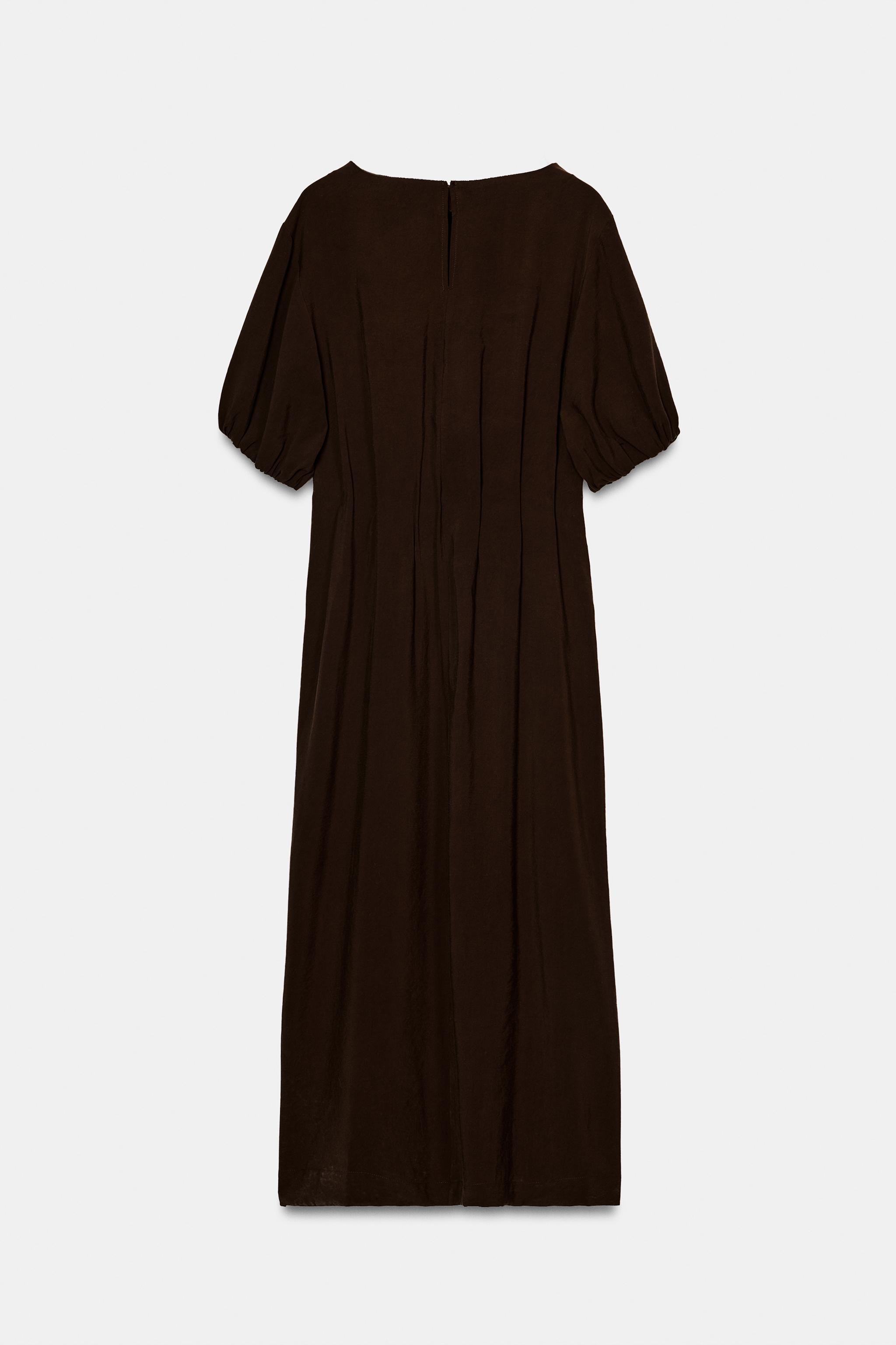FLOWY PLEATED MIDI DRESS